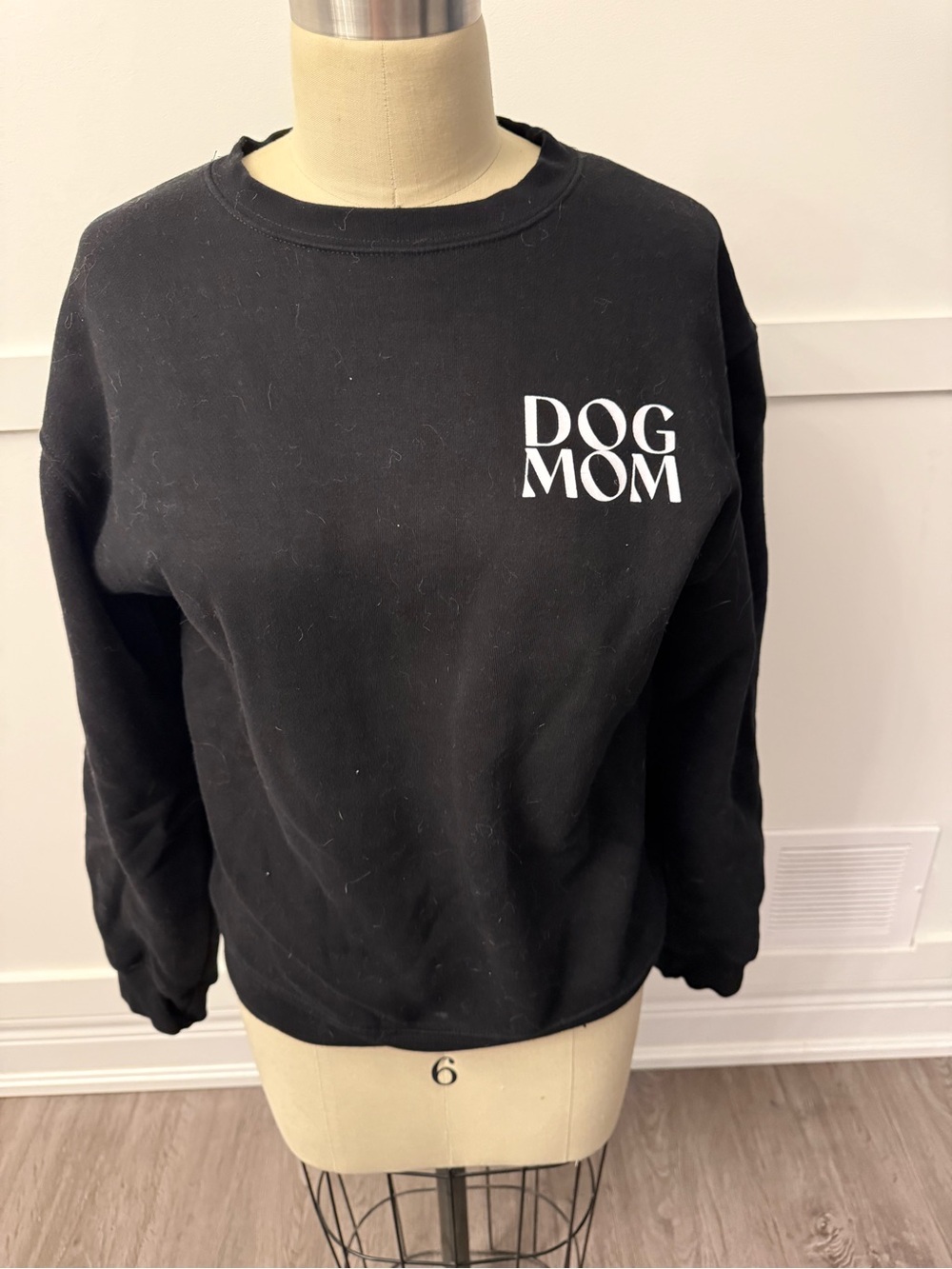 Brunette The Label Black "DOG MOM" Graphic Sweatshirt